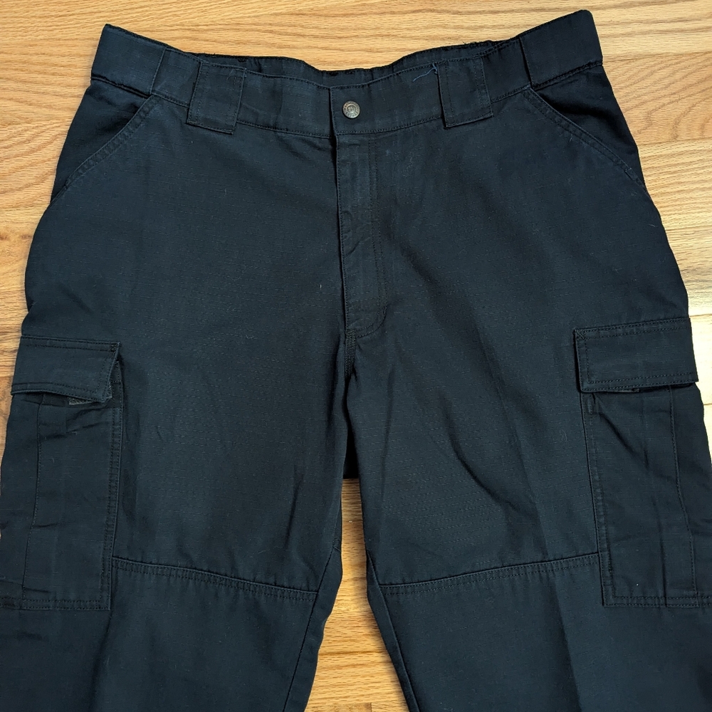 2 Pairs 5.11 Tactical Men’s XL Short Relaxed Fit TDU® Cargo Pant Workwear - Picture 4 of 15